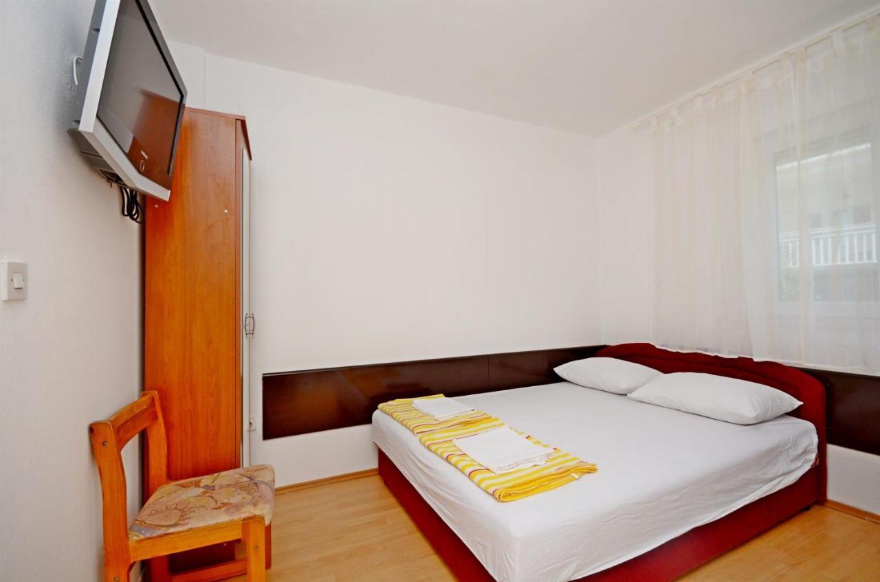 Apartments Josko Gradac  Bagian luar foto