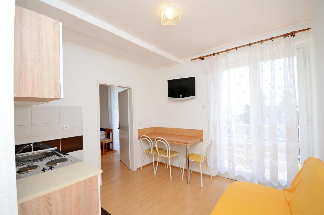 Apartments Josko Gradac  Bagian luar foto