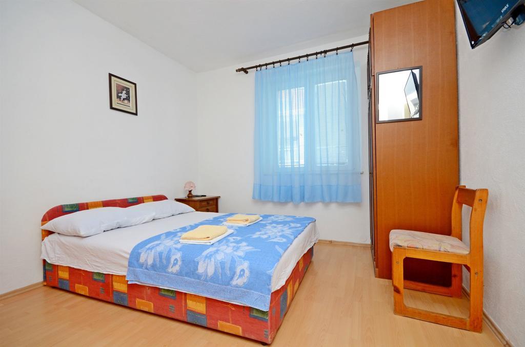 Apartments Josko Gradac  Bagian luar foto