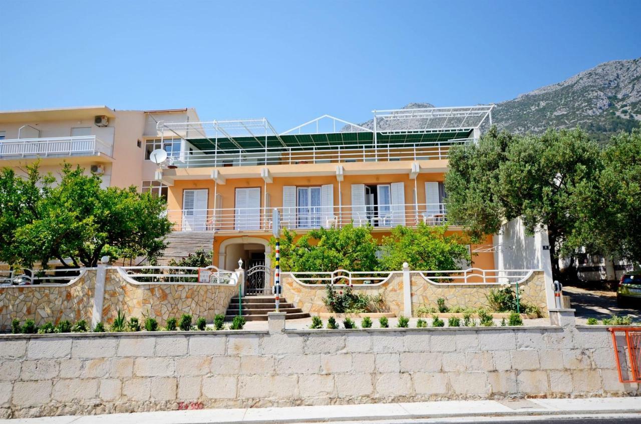 Apartments Josko Gradac  Bagian luar foto